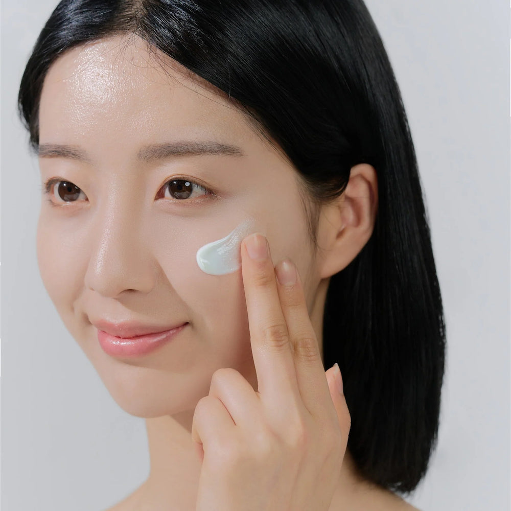 Hyalu-Cica Water Fit Sun Serum